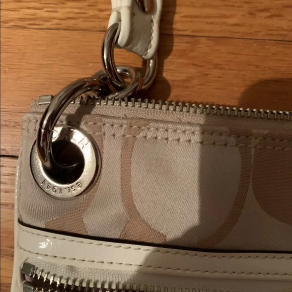 Coach Handbag - Picture 6 of 10